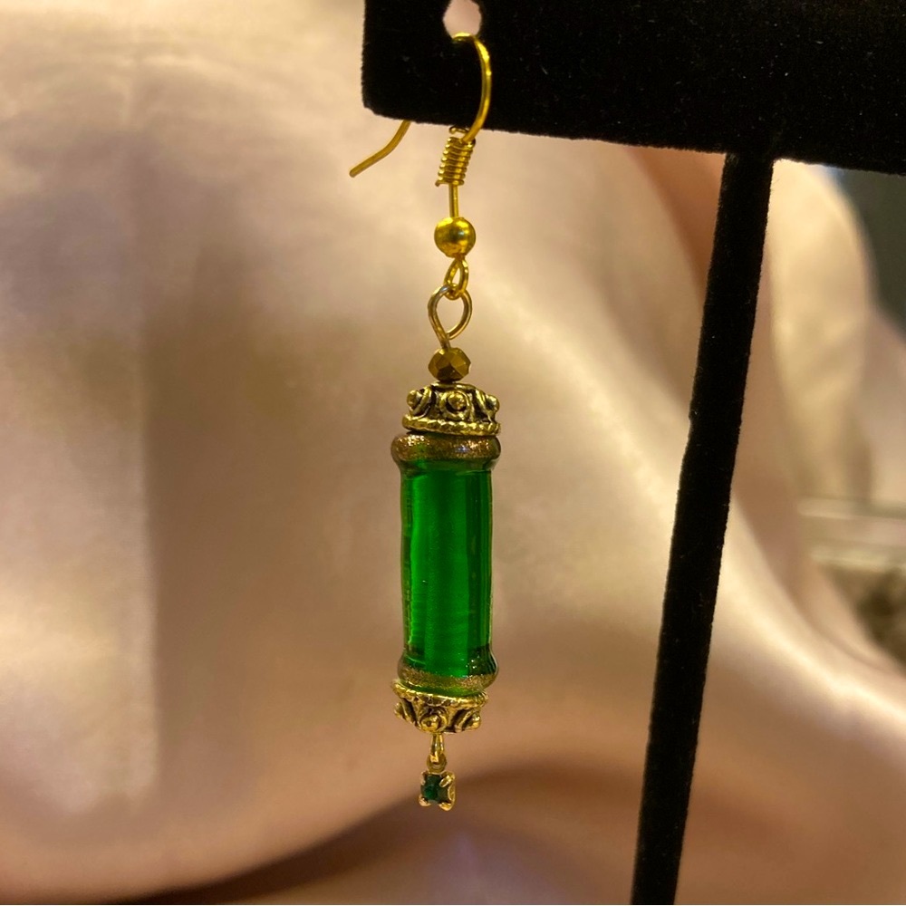 Venetian Glass Earrings - Green & Gold - Picture 3 of 4